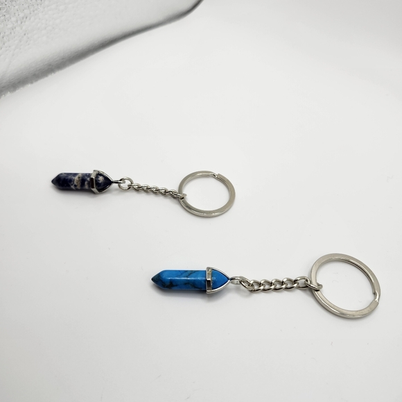 2 key chains with genuine stones. - Picture 2 of 2